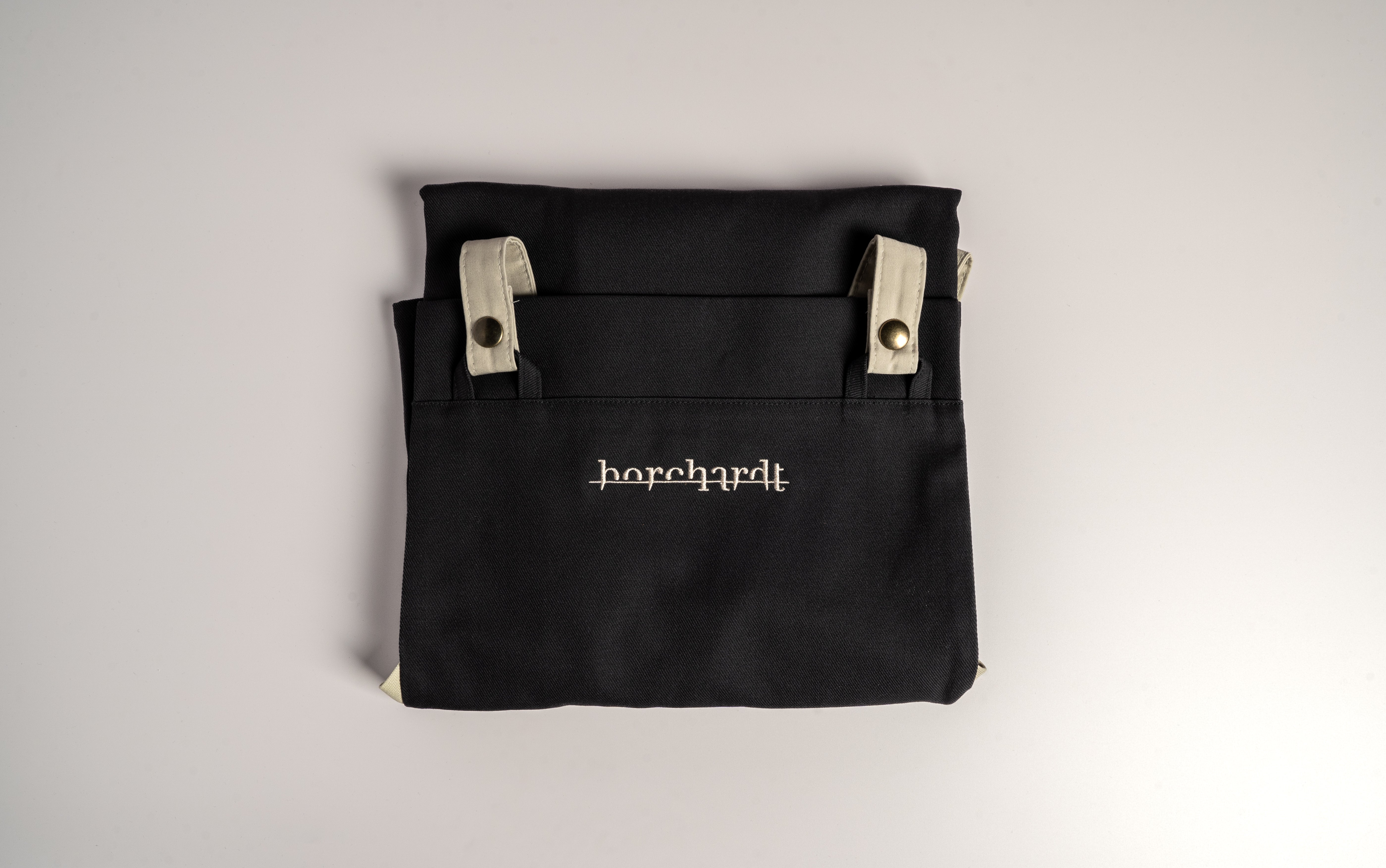 Apron in the exclusive borchardt design - hand-sewn in Berlin