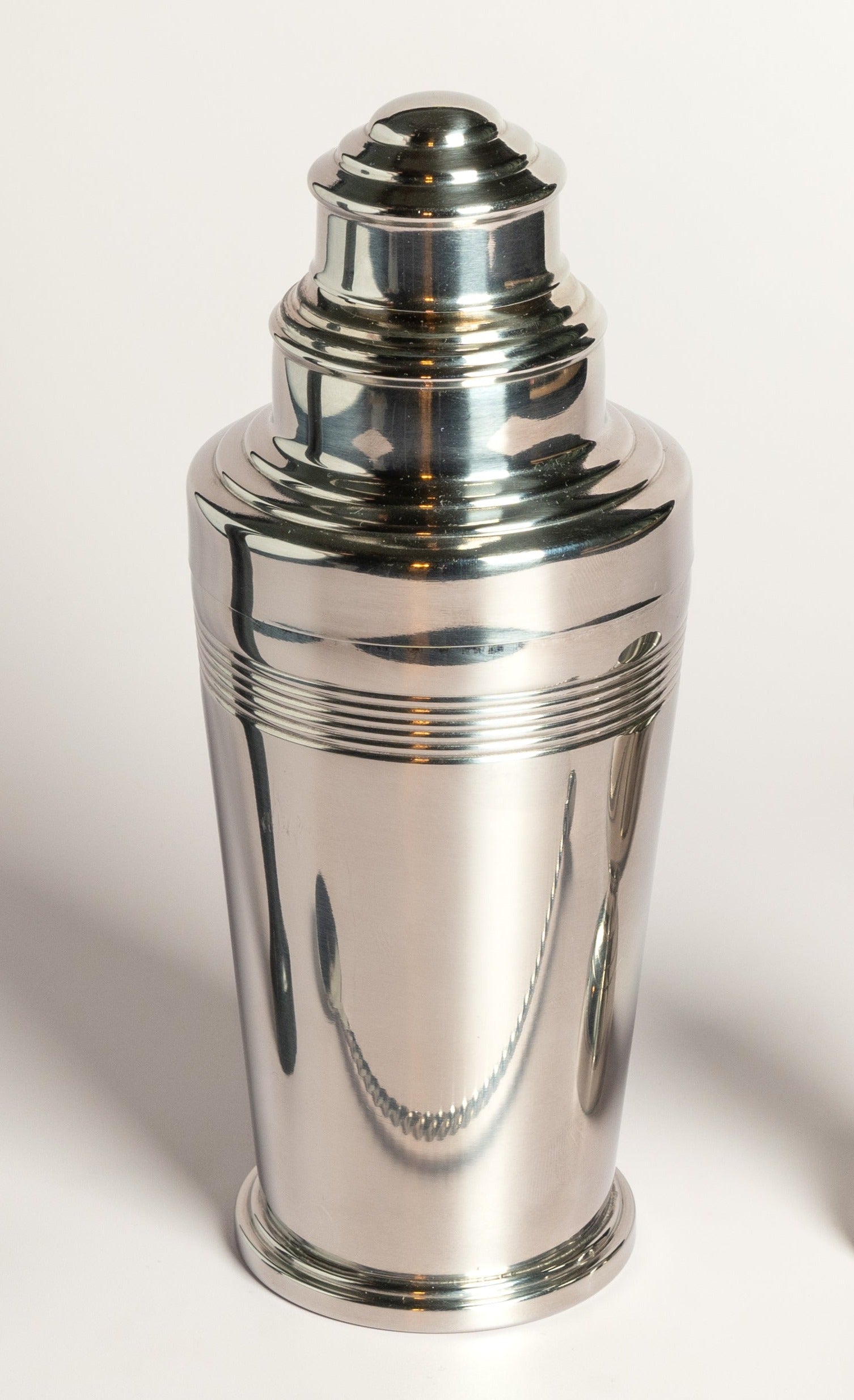 Cocktail shaker - art nouveau